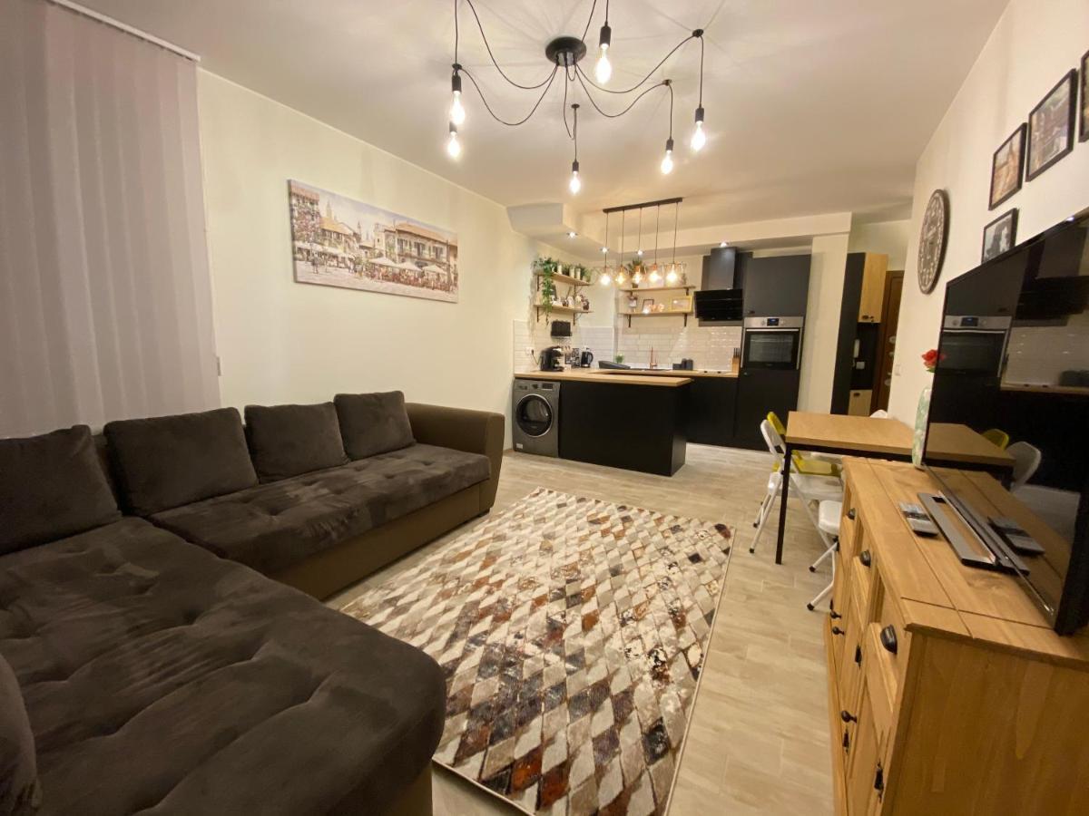 Habitat Sea View Apartment Варна Екстер'єр фото