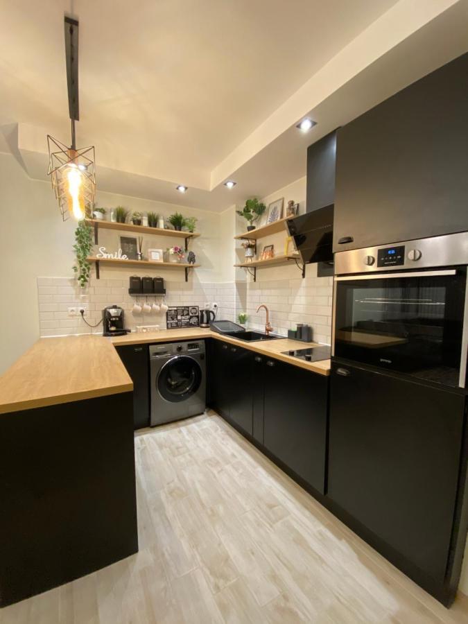 Habitat Sea View Apartment Варна Екстер'єр фото
